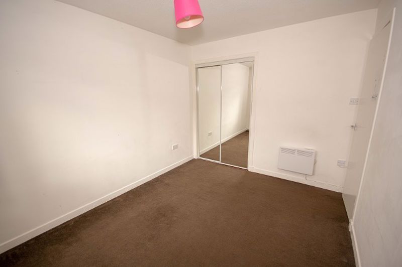 2 bed flat for sale in Burnside Terrace, Oakley, Dunfermline KY12, £69,950