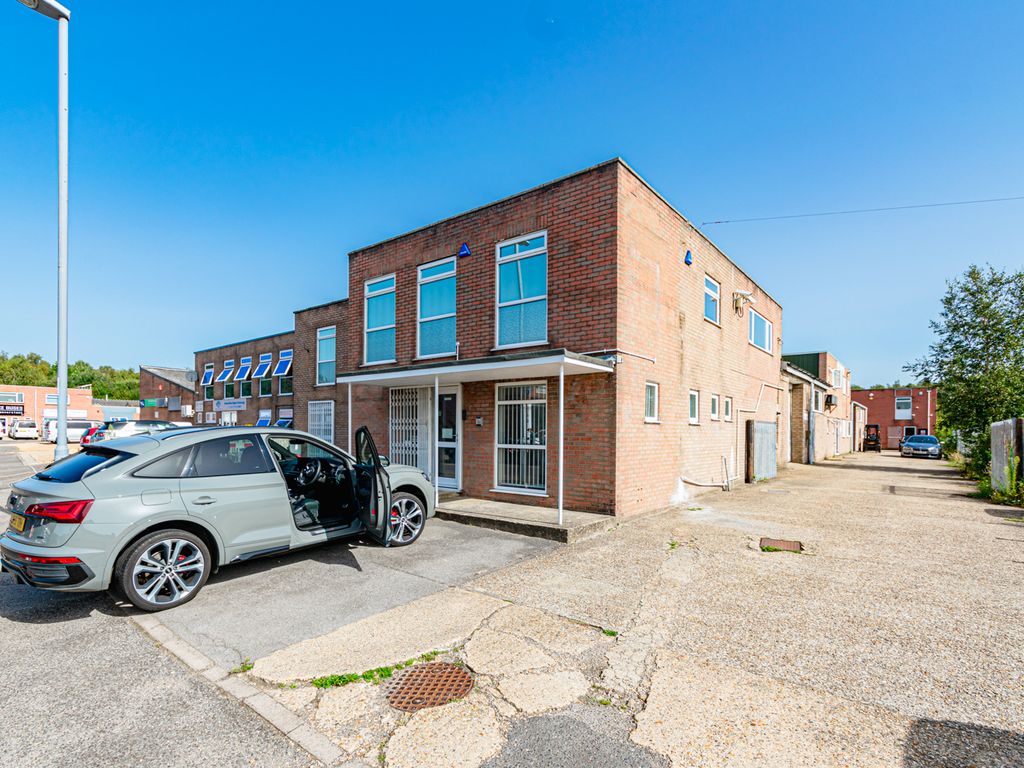 Warehouse for sale in 2 Telford Road, Wimborne BH21, £475,000