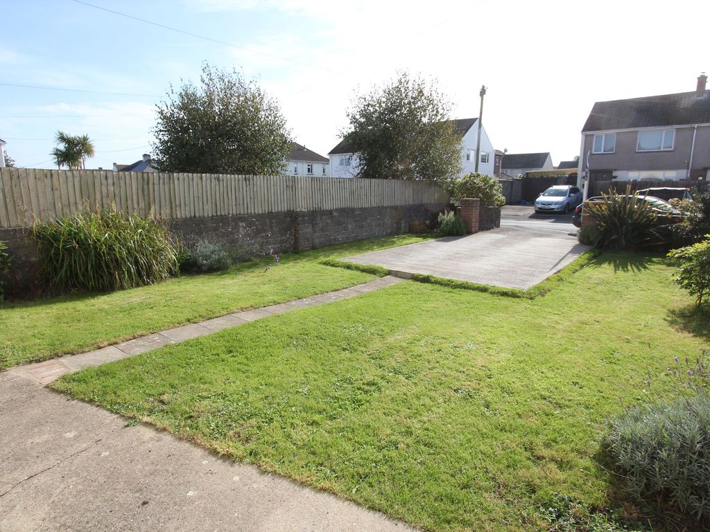 Property for sale in Pantycelyn Place, St. Athan CF62, £199,950