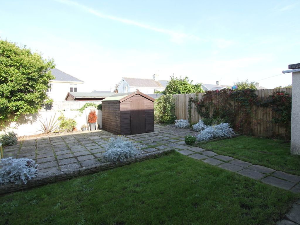 Property for sale in Pantycelyn Place, St. Athan CF62, £199,950