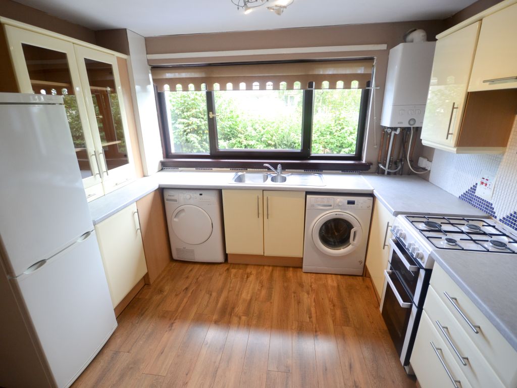 4 bed terraced house for sale in Achray Road, Glasgow G67, £139,000