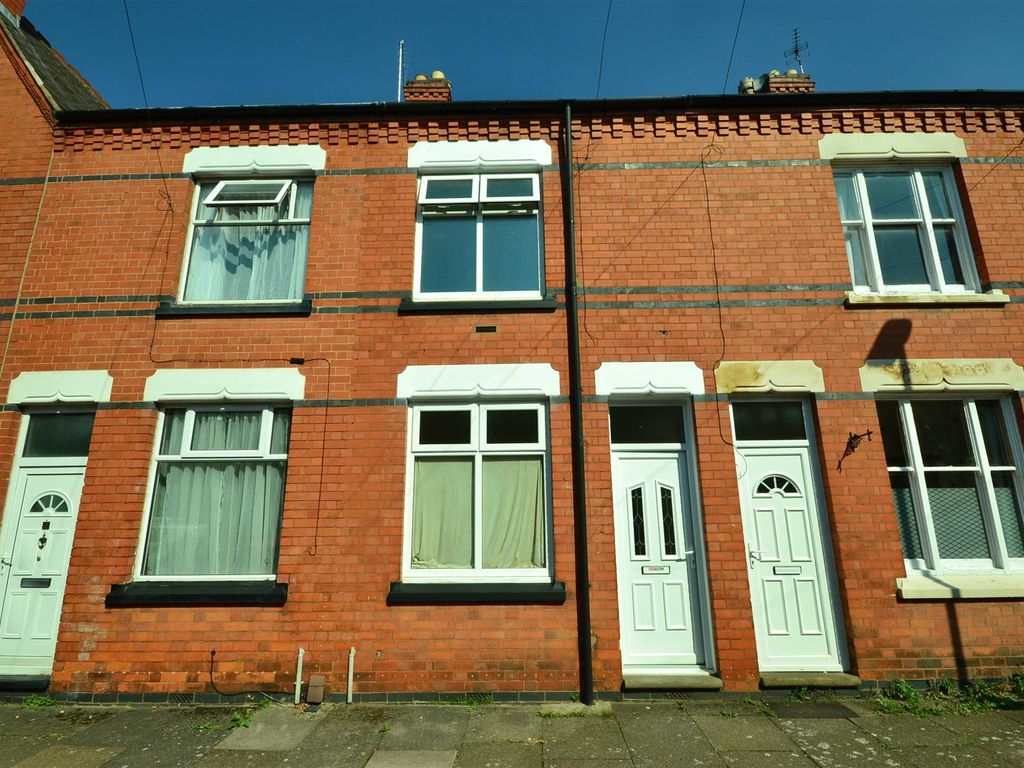 2 bed terraced house for sale in Cradock Road, Leicester LE2, £220,000