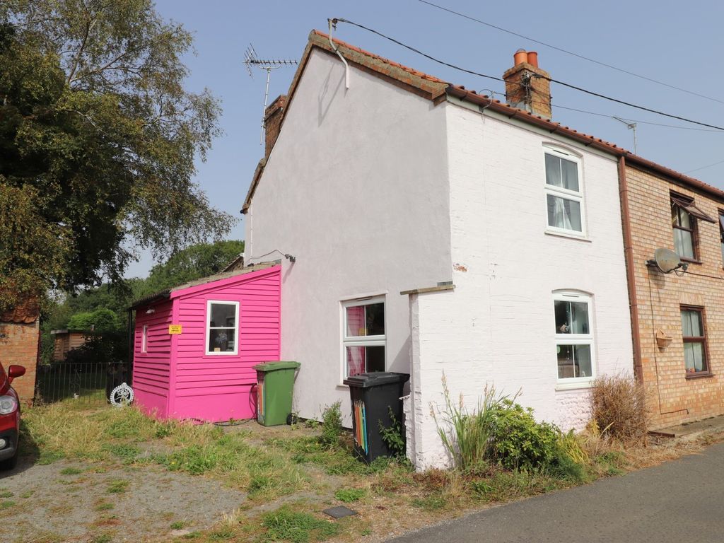 2 bed cottage for sale in The Row, West Dereham PE33, £245,000