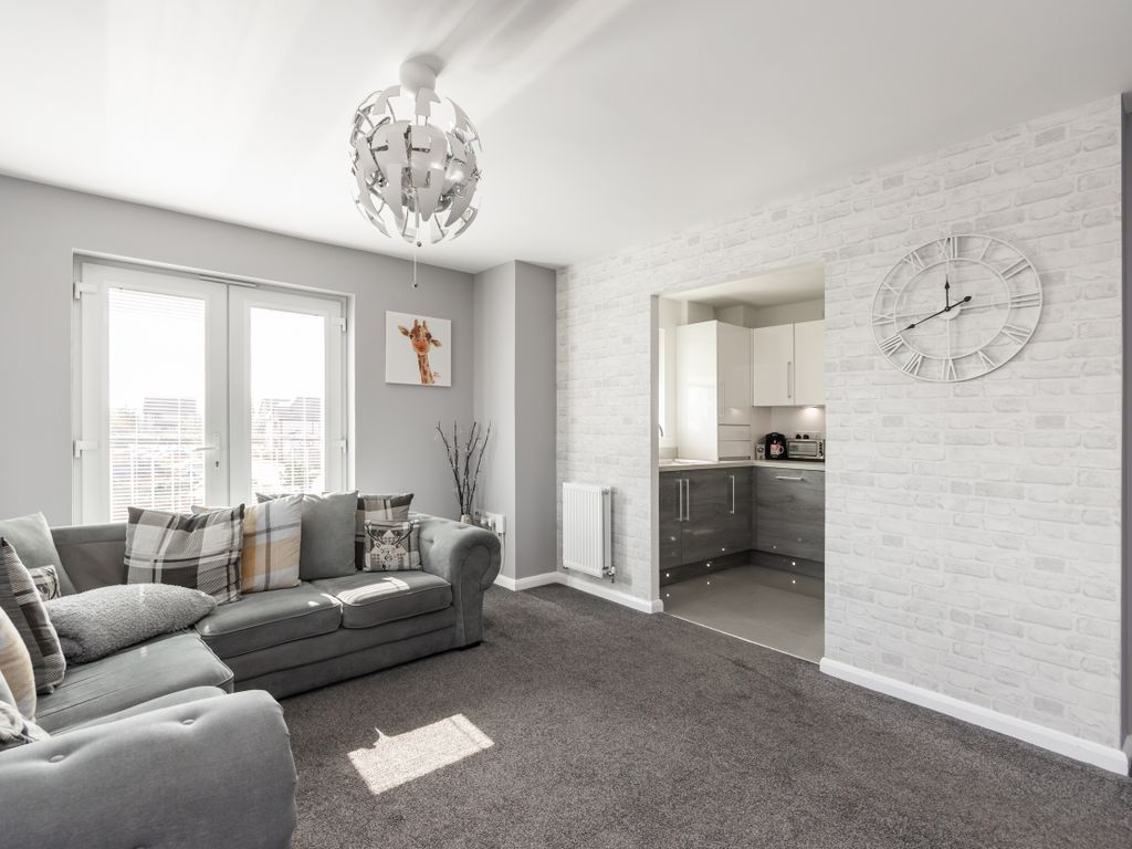 2 bed flat for sale in 11 Otterburn Grove, Bonnyrigg EH19, £160,000