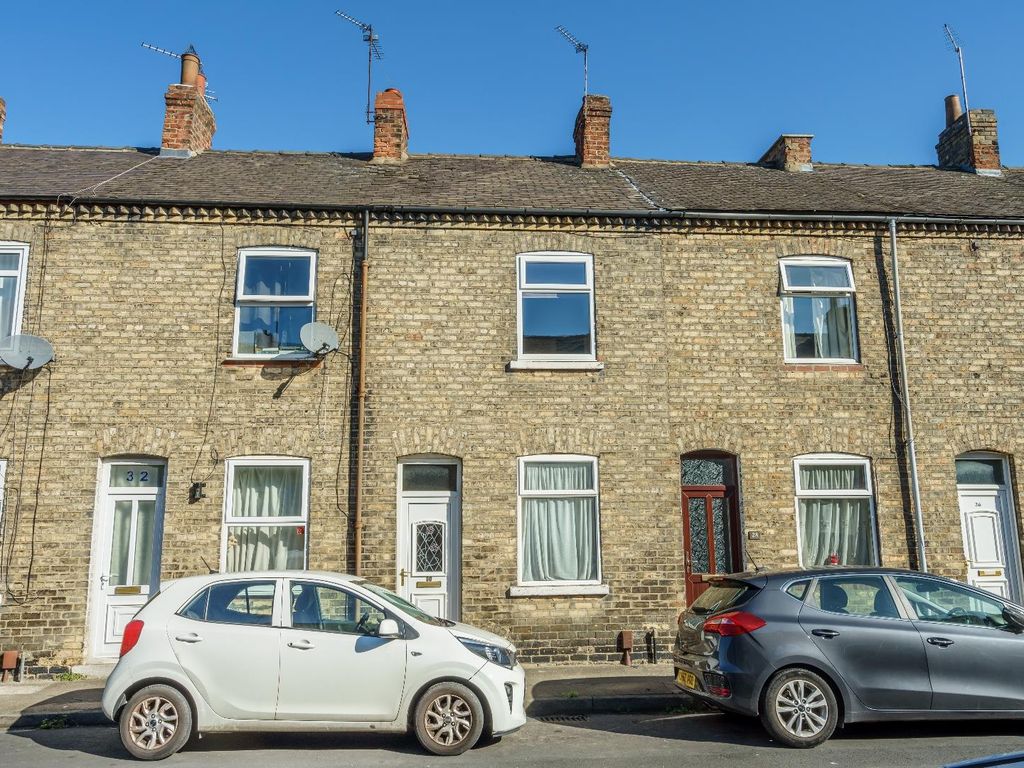 2 bed terraced house for sale in Stamford Street East, York YO26, £180,000