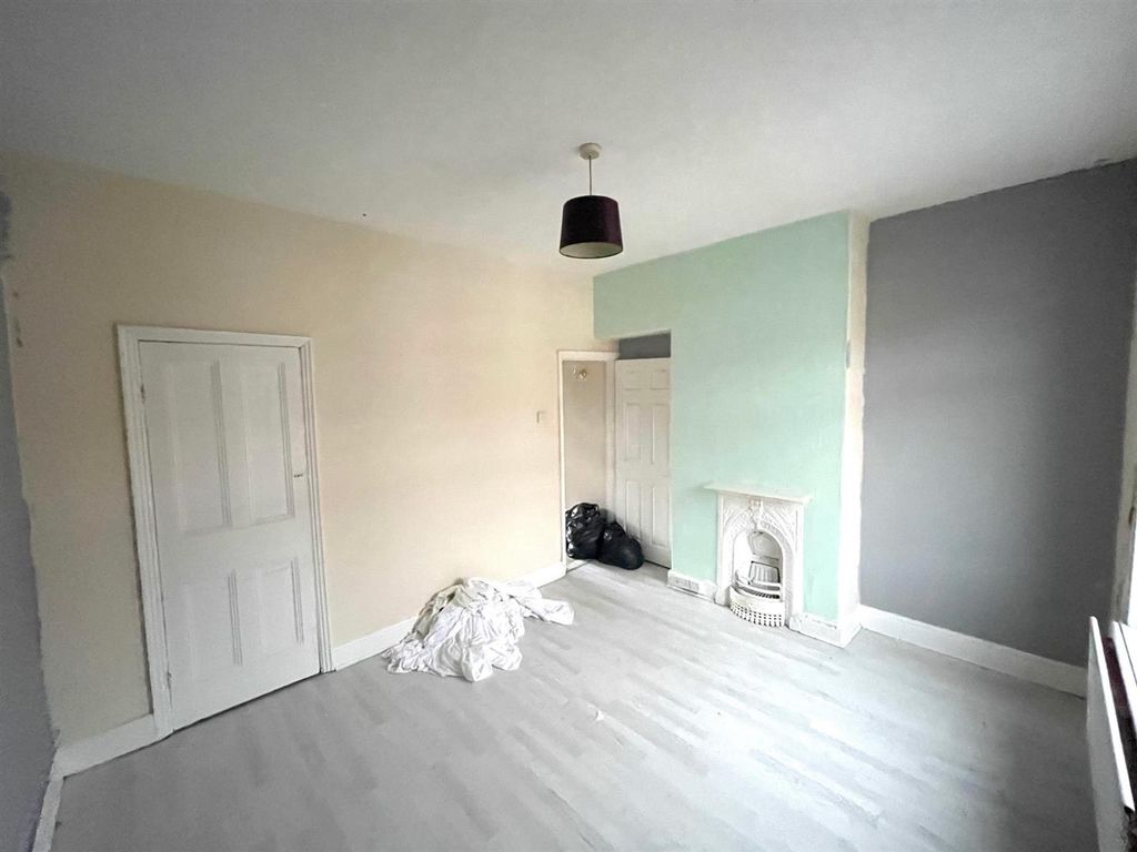 2 bed property for sale in Essex Street, Middlesbrough TS1, £60,000
