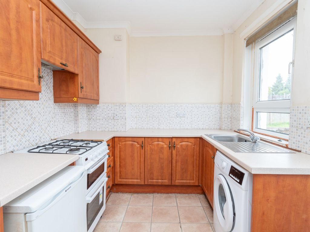2 bed flat for sale in Thorndean Avenue, Bellshill ML4, £75,000