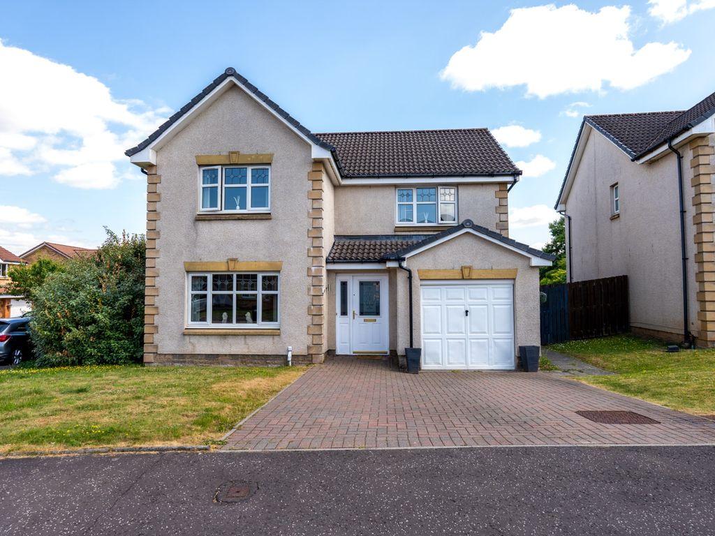4 bed detached house for sale in Bramley Drive, Bellshill ML4, £255,000