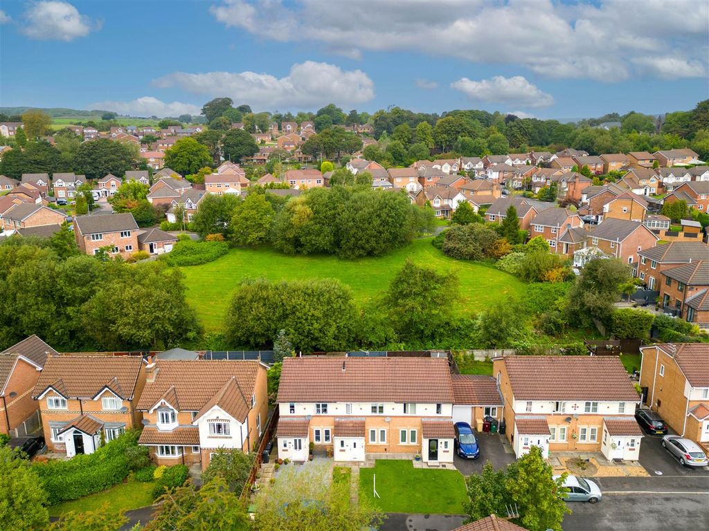 3 bed terraced house for sale in Hurstwood, Bolton BL1, £209,950