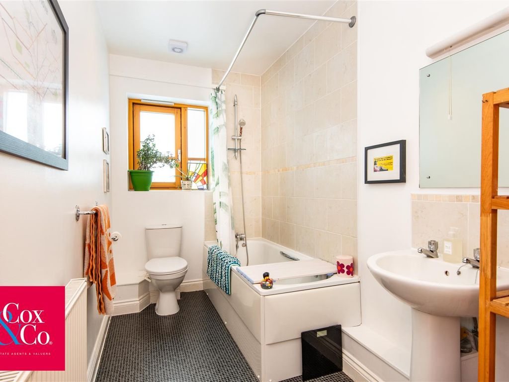 1 bed flat for sale in Carlton Terrace, Portslade, Brighton BN41, £225,000