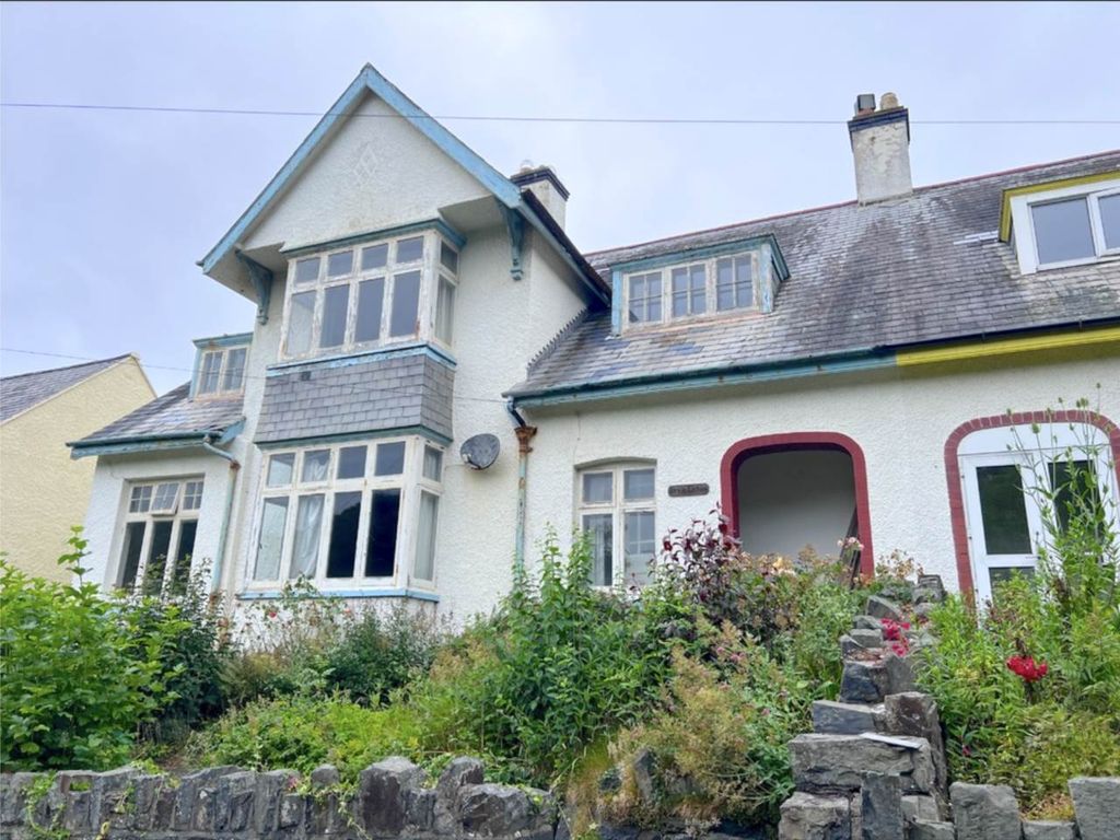 5 bed property for sale in Bryn Eithin, Cliff Terrace, Aberystwyth SY23, £245,000