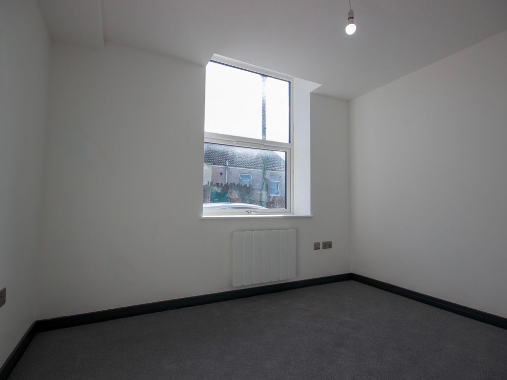 2 bed flat for sale in William Street, Gilfach, Bargoed CF81, £125,000