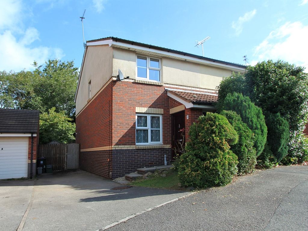 2 bed semi-detached house for sale in Armstrong Close, Thornbury BS35, £260,000