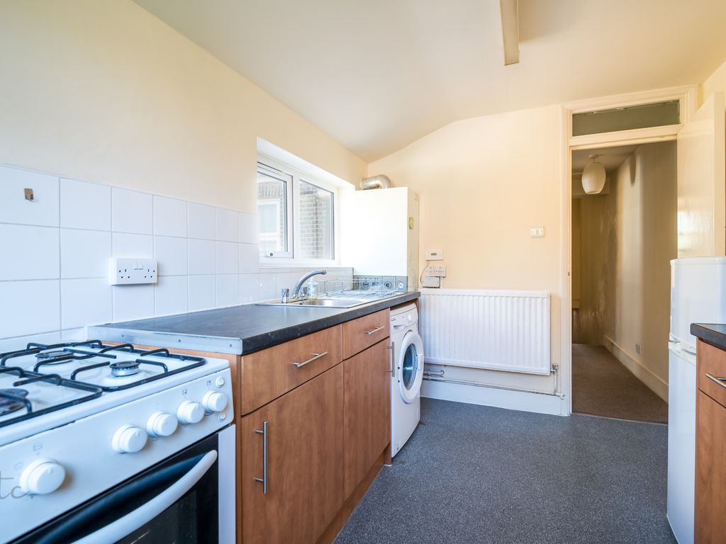 1 bed flat for sale in Astbury Road, London SE15, £300,000