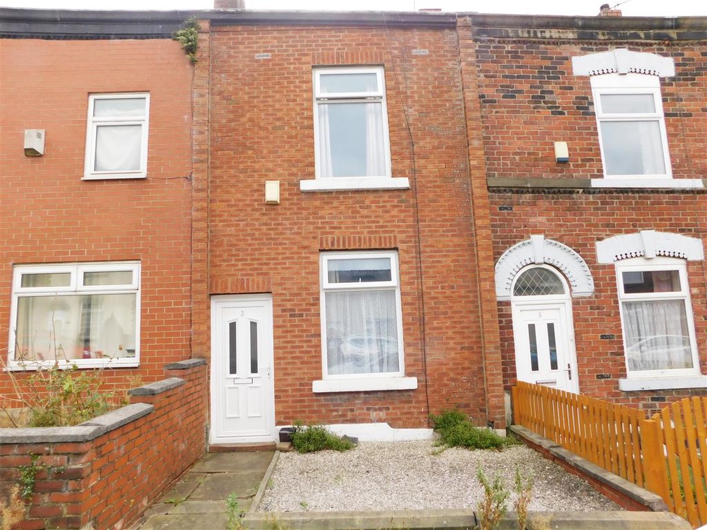 2 bed terraced house for sale in Eldon Street, Bury BL9, £125,000