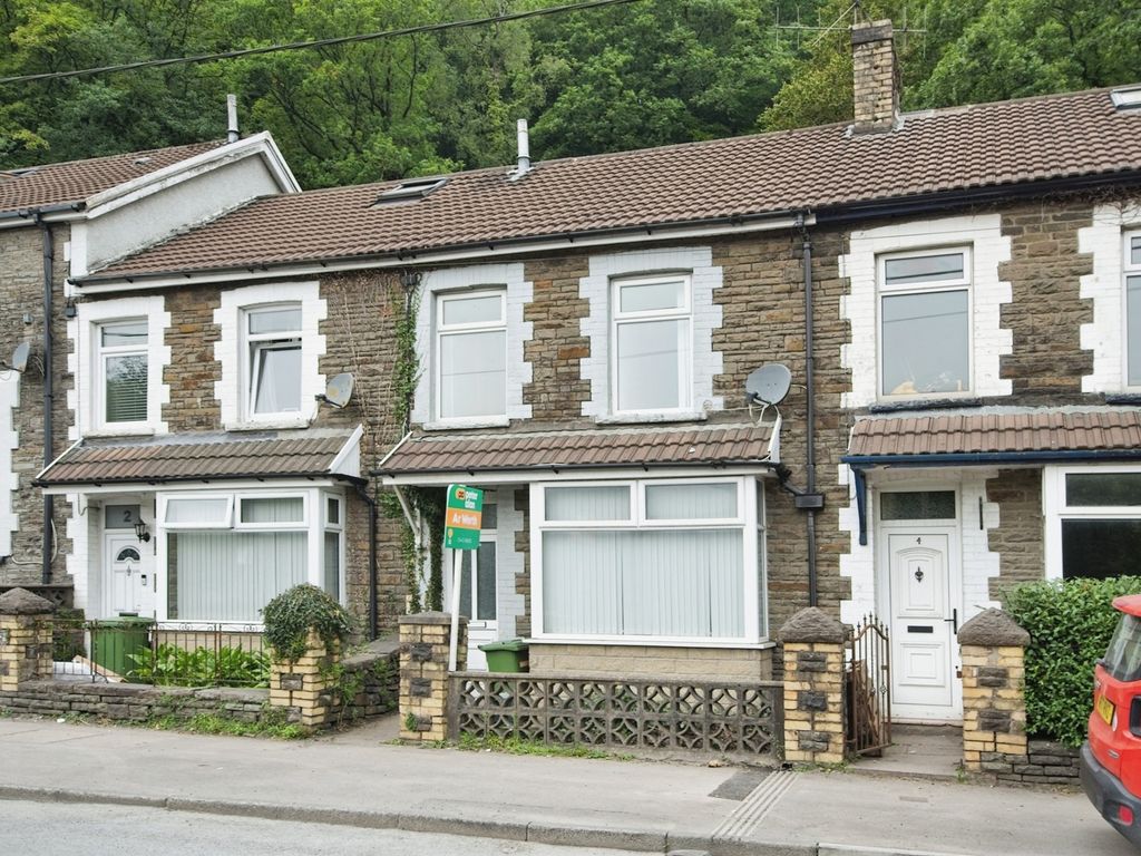 3 bed terraced house for sale in Rogart Terrace, Pontypridd CF37, £90,000