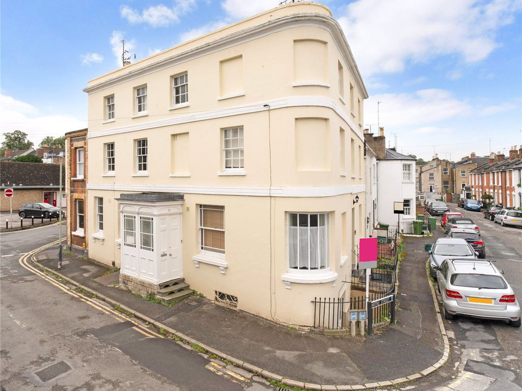 1 bed flat for sale in Sandford Street, Cheltenham, Gloucestershire GL53, £242,500