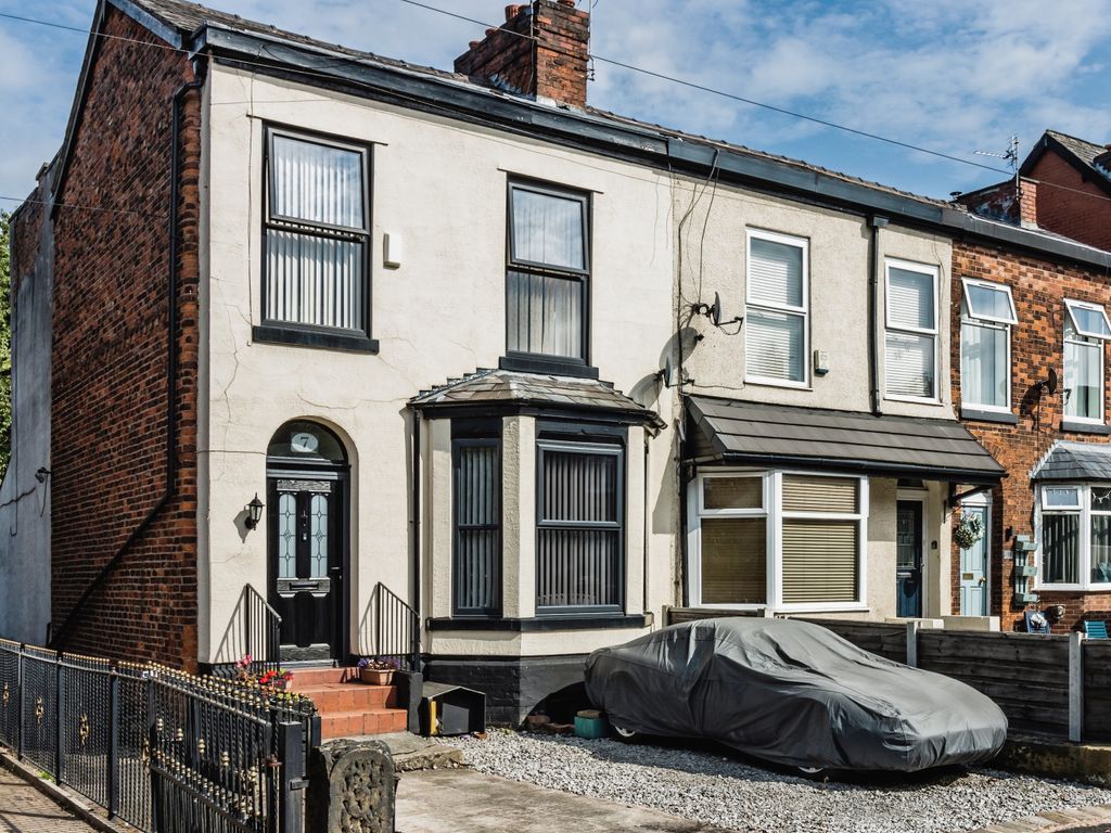 3 bed end terrace house for sale in Oakbank Avenue, Manchester M9, £260,000