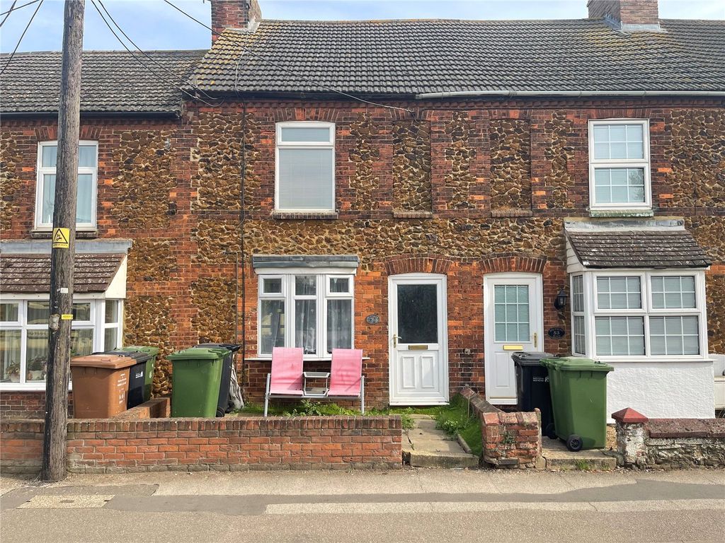 2 bed terraced house for sale in Southend Road, Hunstanton, Norfolk PE36, £160,000