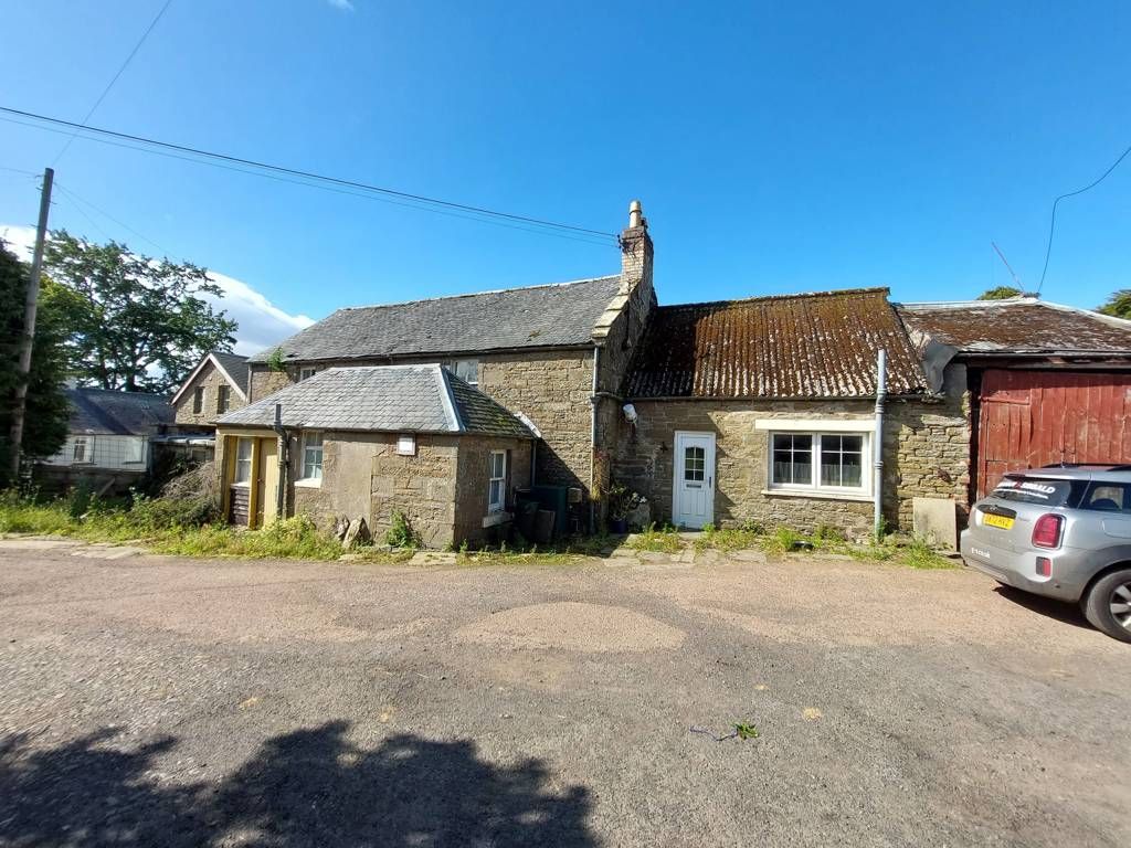 Land for sale in Farmhouse + Steading, Murroes Farm, Kingennie, Dundee, Angus DD5, £300,000