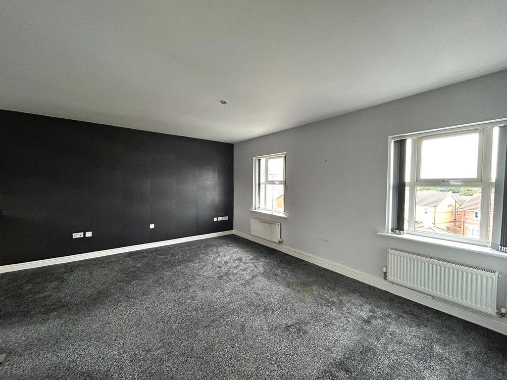 2 bed flat for sale in Acorn Way, Woodlaithes, Rotherham, South Yorkshire S66, £90,000