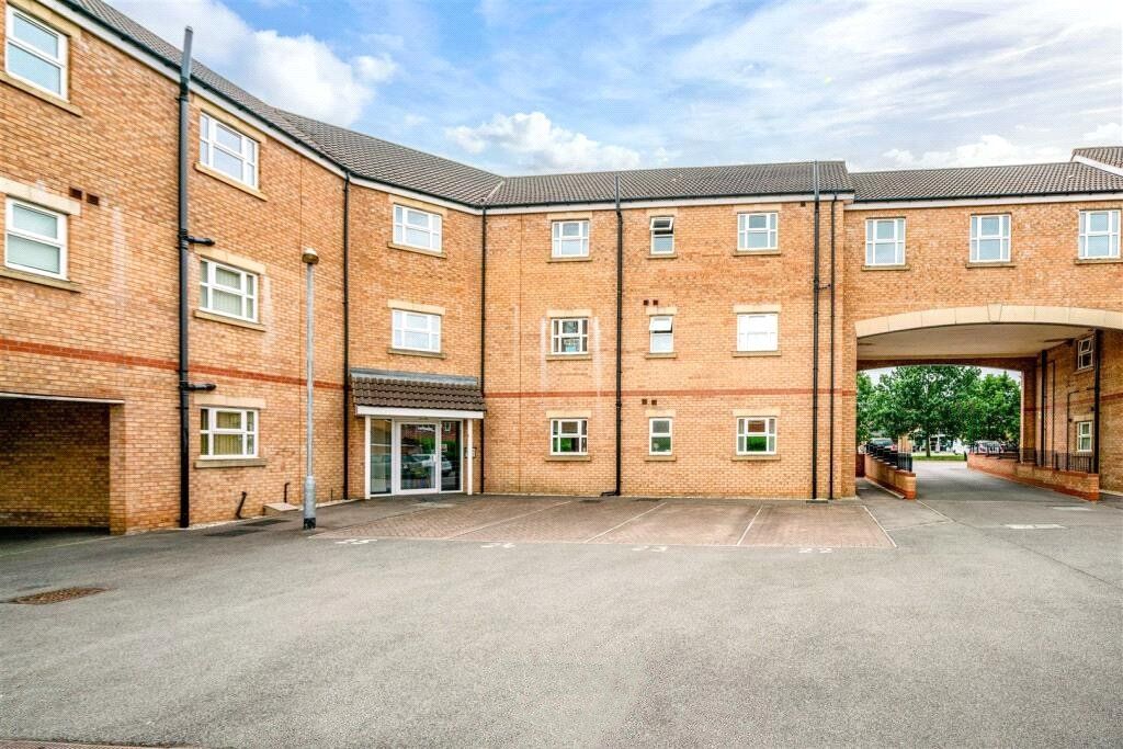 2 bed flat for sale in Acorn Way, Woodlaithes, Rotherham, South Yorkshire S66, £90,000