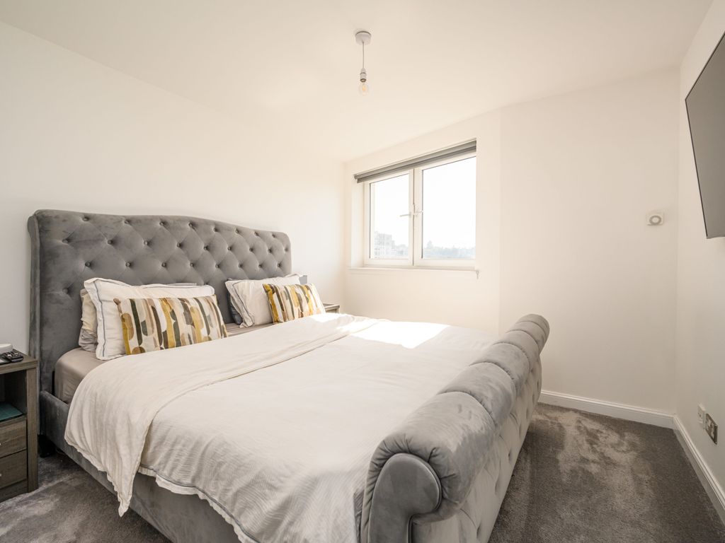 2 bed flat for sale in 6/14 Hesperus Crossway, Edinburgh EH5, £220,000