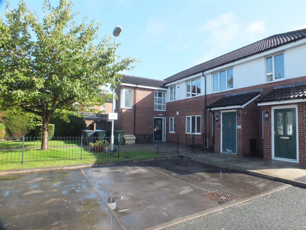 2 bed flat for sale in Grosvenor House Square, Stalybridge SK15, £57,500