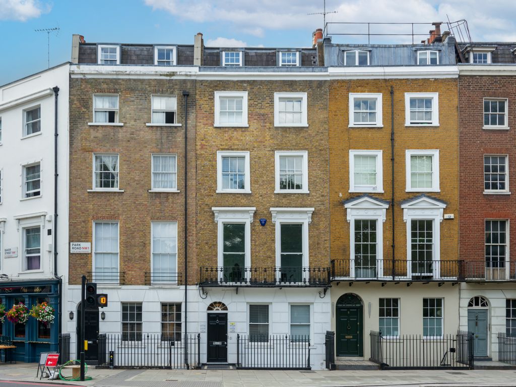 Office for sale in Freehold, 3 Park Road, London NW1, £3,000,000