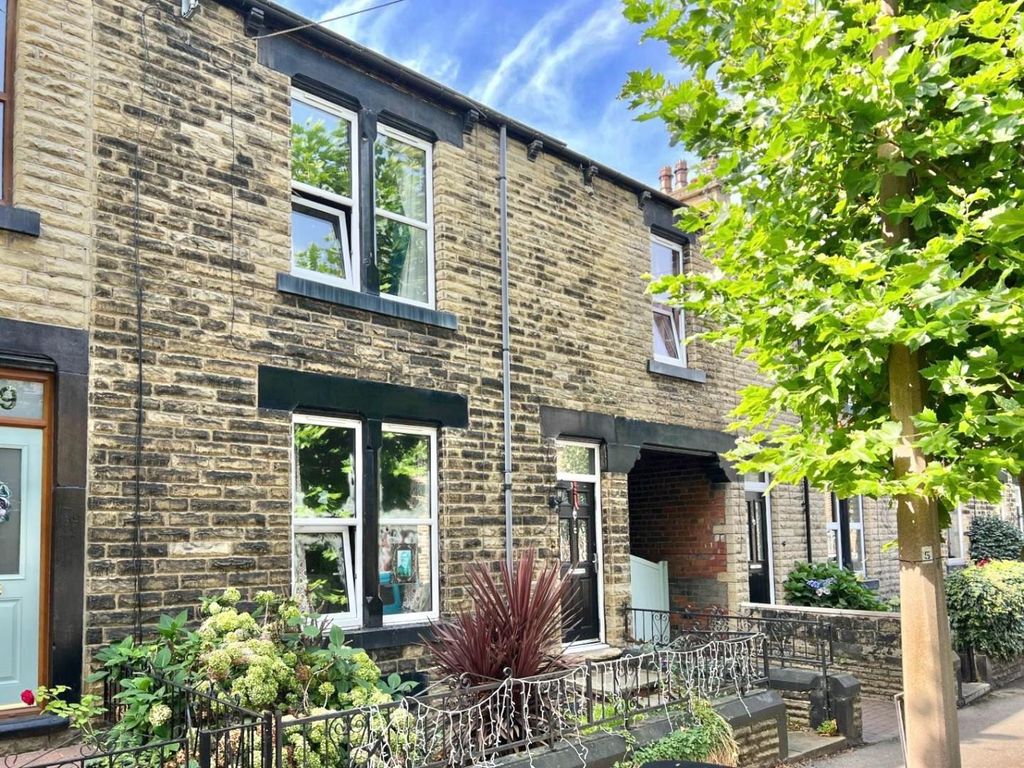 4 bed terraced house for sale in Park Grove, Barnsley S70, £170,000