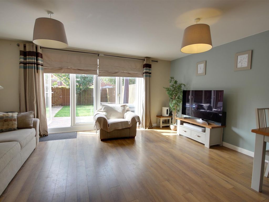 3 bed town house for sale in Pickering Grange, Brough HU15, £232,500