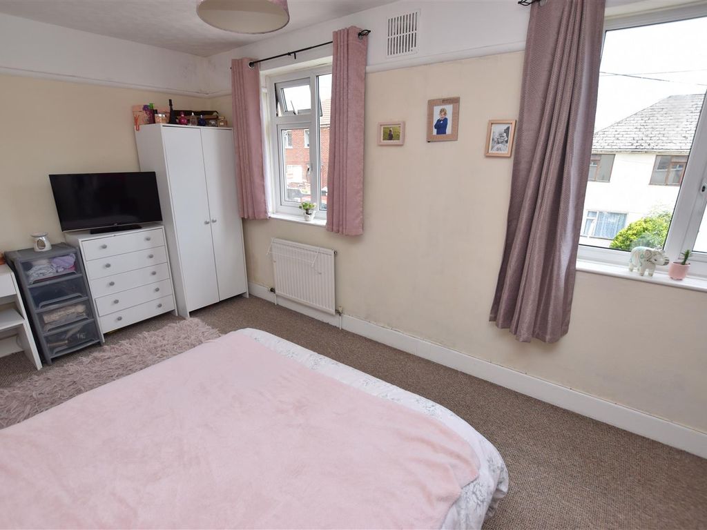 2 bed maisonette for sale in Downside Avenue, Eggbuckland, Plymouth PL6, £130,000
