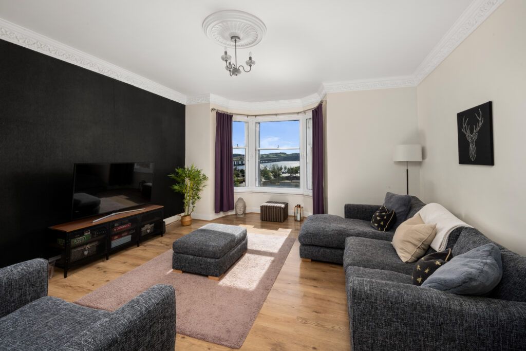 3 bed flat for sale in Dock Street, Dundee DD1, £170,000