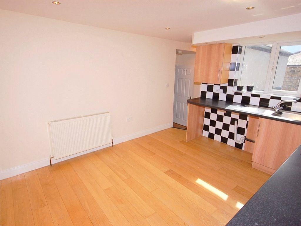 1 bed flat for sale in The Butts, Belper, Derbyshire DE56, £110,000