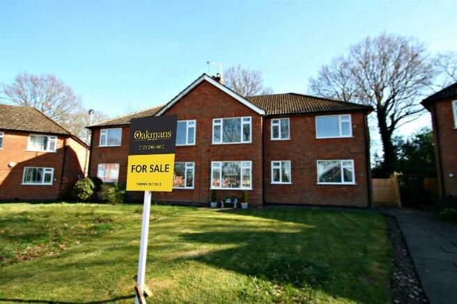 2 bed maisonette for sale in Featherstone Crescent, Shirley, Solihull B90, £195,000