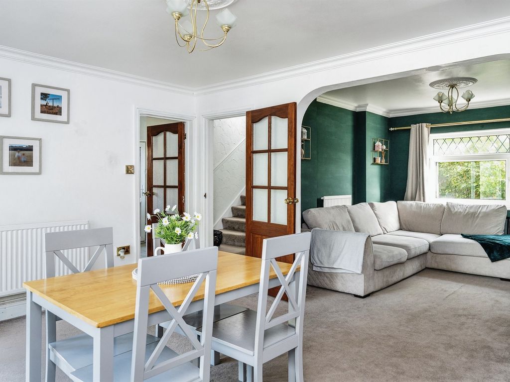 3 bed end terrace house for sale in Llwyn Derw, Fforestfach, Swansea SA5, £140,000