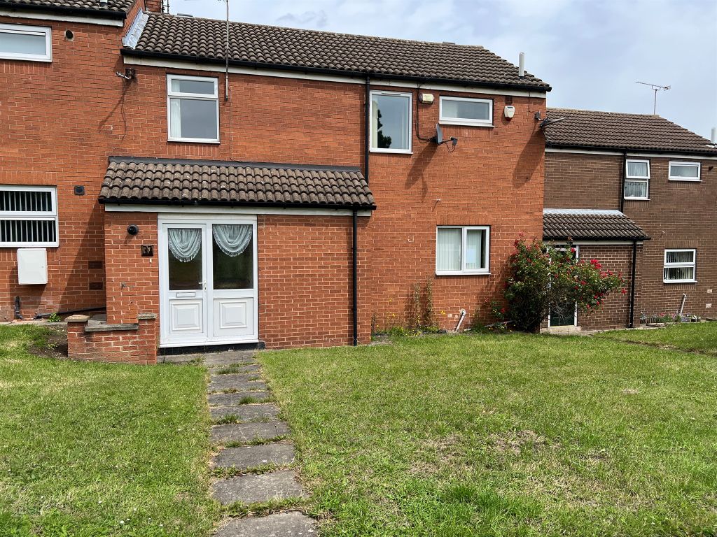 3 bed terraced house for sale in Braithwell Walk, Denaby Main, Doncaster DN12, £85,000