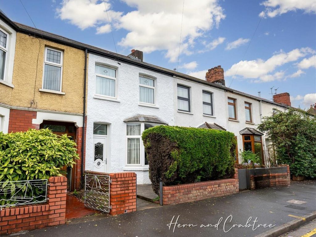 3 bed terraced house for sale in Caerphilly Road, Heath, Cardiff CF14, £300,000