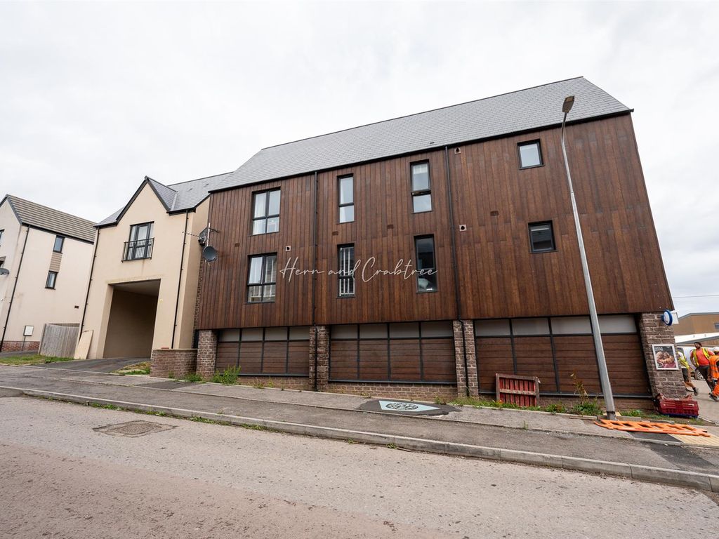 2 bed flat for sale in Heol Booths, Old St. Mellons, Cardiff CF3, £175,000