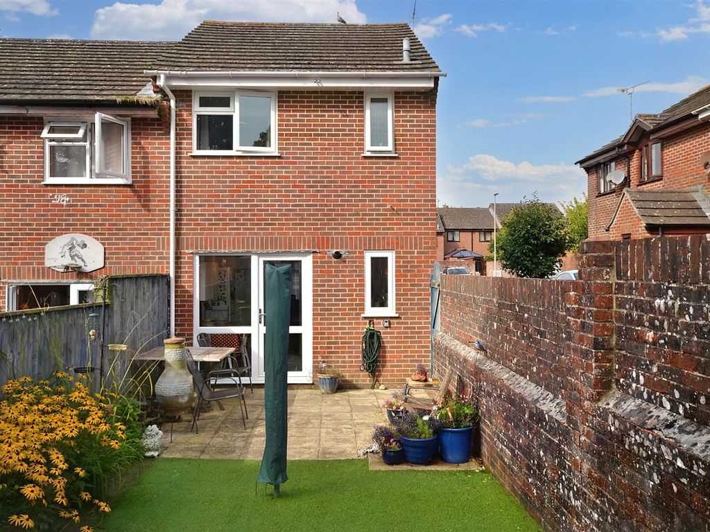 2 bed end terrace house for sale in Buckingham Way, Dorchester DT1, £270,000