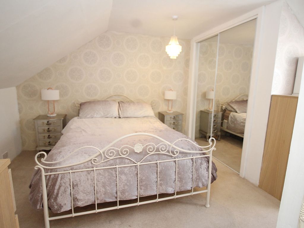 2 bed flat for sale in Middleton Street, Alexandria G83, £93,000