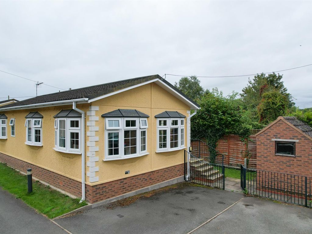 2 bed mobile/park home for sale in Longcast Park, Hunt Hall Lane, Welford On Avon, Stratford-Upon-Avon CV37, £145,000