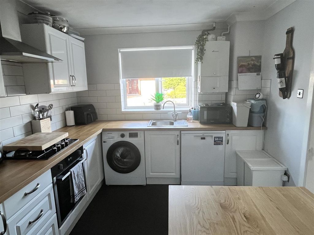 2 bed terraced house for sale in Redpoll Close, Weymouth DT3, £242,950