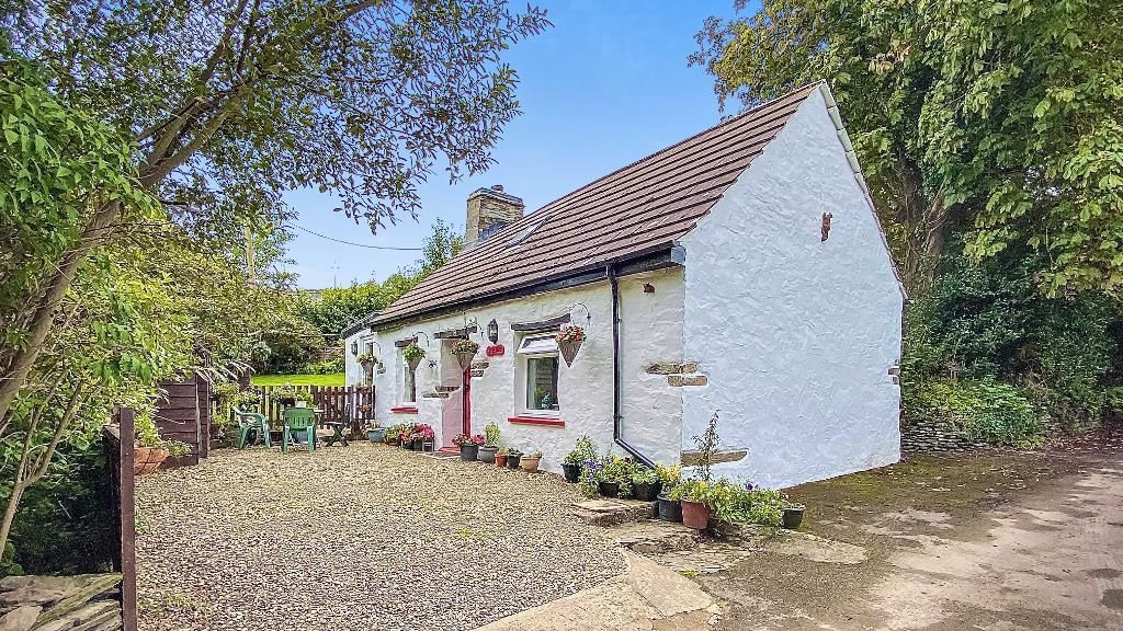 1 bed detached house for sale in Pentrecagal, Newcastle Emlyn, Carmarthenshire SA38, £197,000