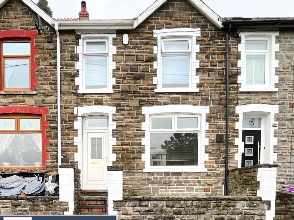 3 bed terraced house for sale in The Triangle, Mountain Ash, Mid Glamorgan CF45, £147,000