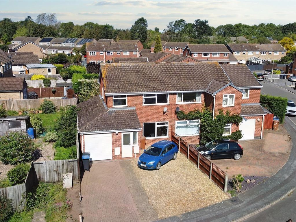 3 bed semi-detached house for sale in Overfield Close, Ratby, Leicester LE6, £270,000