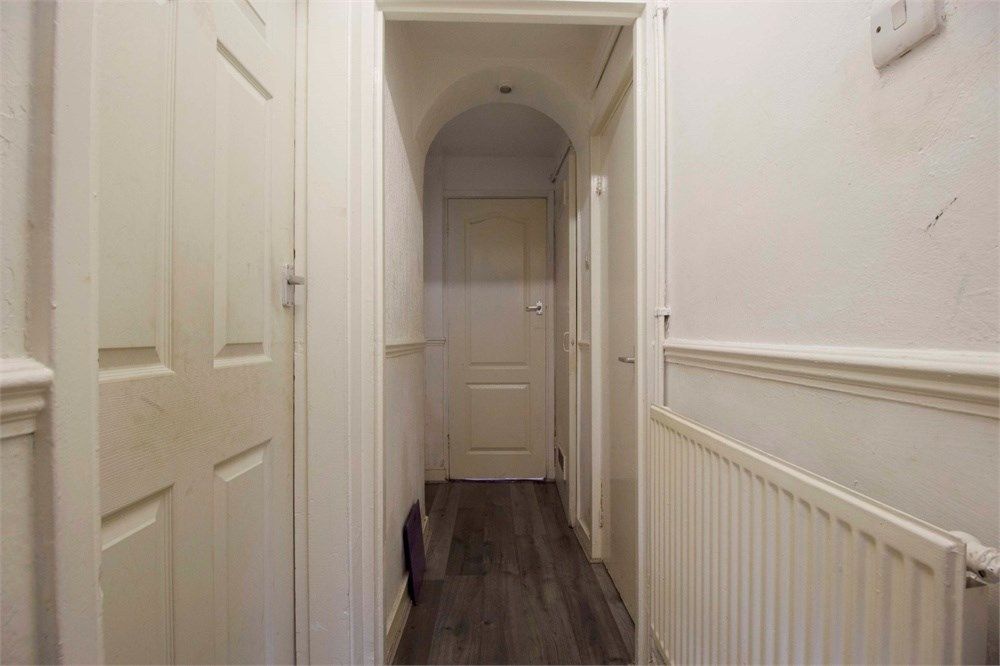 1 bed maisonette for sale in Felton Road, Barking IG11, £200,000