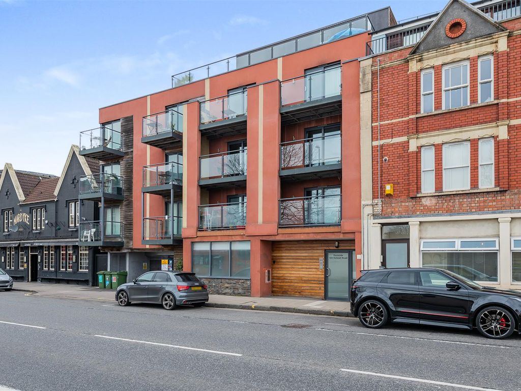 1 bed flat for sale in Hotwell Road, Bristol BS8, £250,000