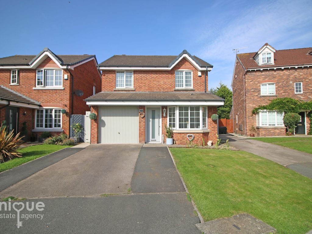 4 bed detached house for sale in Hasbury Drive, Thornton-Cleveleys FY5, £289,950