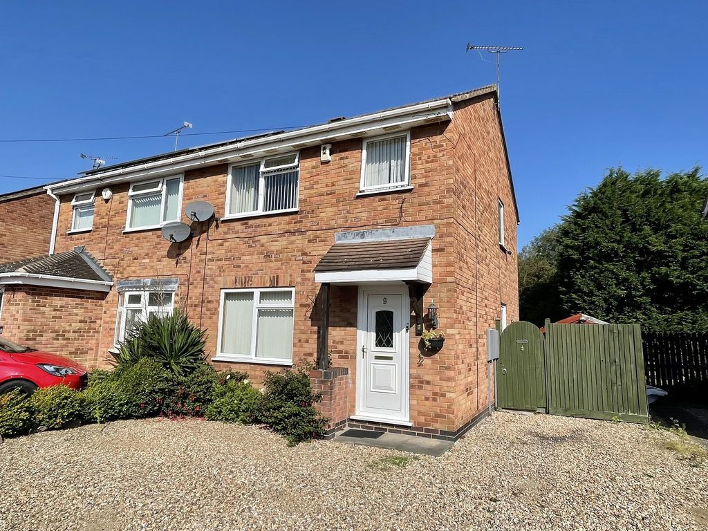 3 bed semi-detached house for sale in Daybell Close, Whetstone, Leicester, Leicestershire. LE8, £230,000